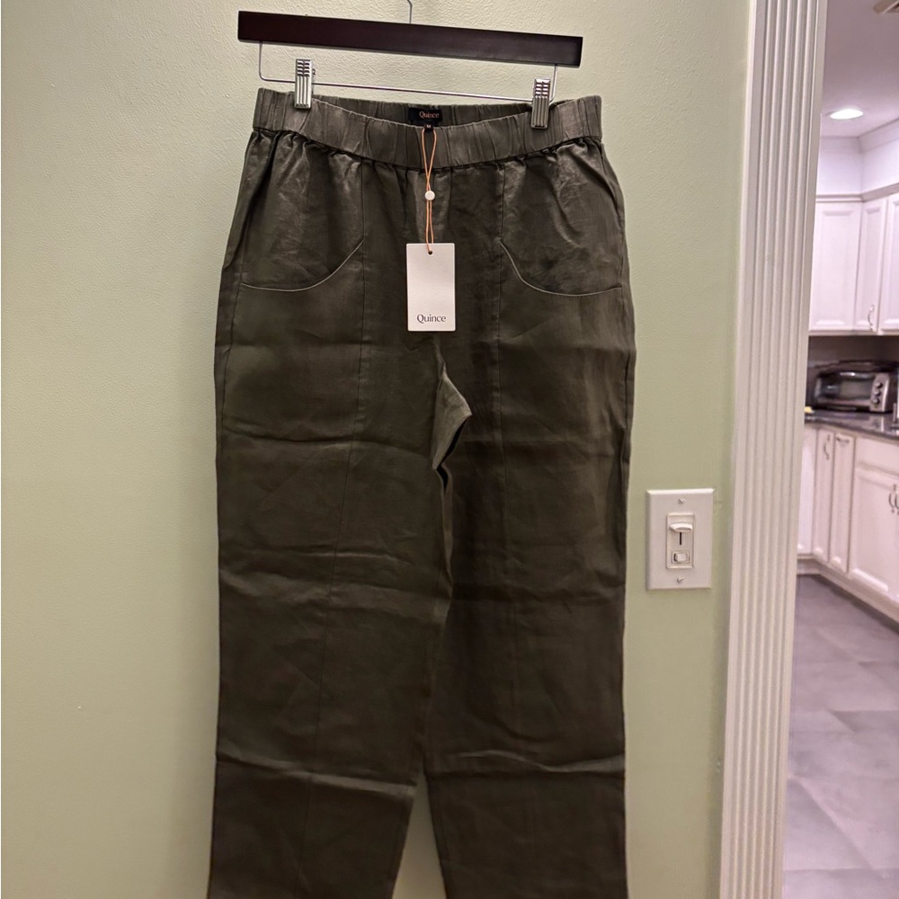 Quince Olive Linen Elastic-Waist Tapered Ankle Pants - Picture 2 of 2